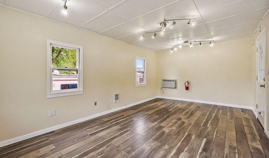 1545 Siskiyou Blvd, Ashland, OR 97520 - 0 Beds, 0 Bath