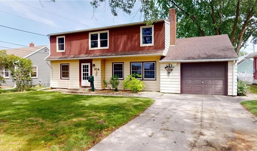 904 Clausen Ave, Albert Lea, MN 56007 - 4 Beds, 2 Bath