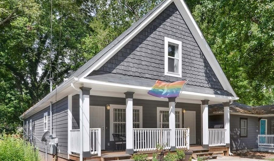 1099 Smith St B, Atlanta, GA 30310 - 3 Beds, 2 Bath