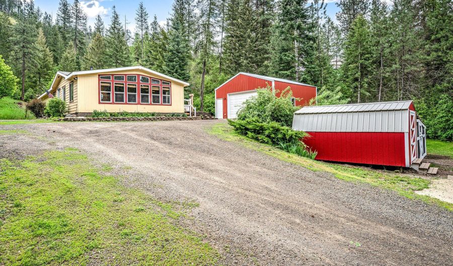 18924 S Black Rock Rd, Cataldo, ID 83810 - 3 Beds, 2 Bath