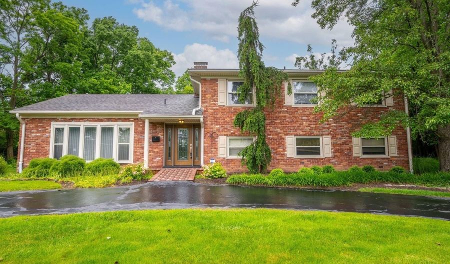 3115 Longmeadow Ln, Amberley, OH 45236 - 4 Beds, 4 Bath