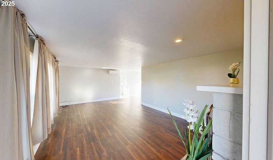 425 MEMORY Ln, Brookings, OR 97415 - 3 Beds, 1 Bath