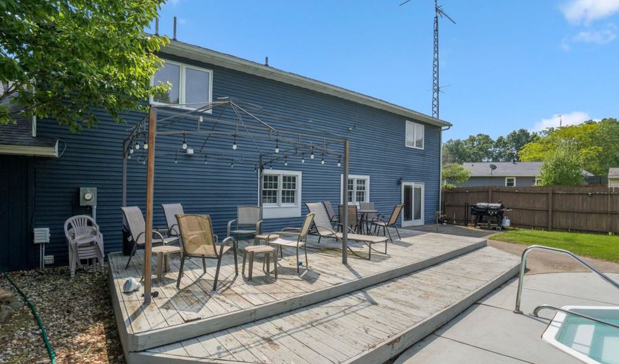 1006 Heather Rdg, Angola, IN 46703 - 4 Beds, 3 Bath