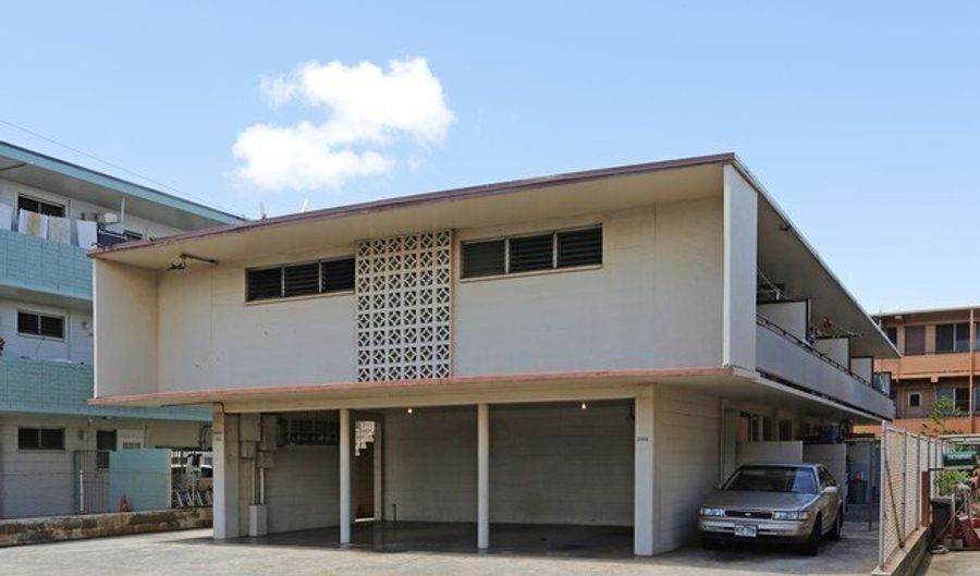 3353 Campbell Ave 3, Honolulu, HI 96815 - 2 Beds, 1 Bath