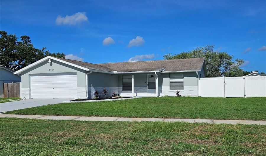 6008 FIREFLY Ln, Apollo Beach, FL 33572 - 3 Beds, 2 Bath