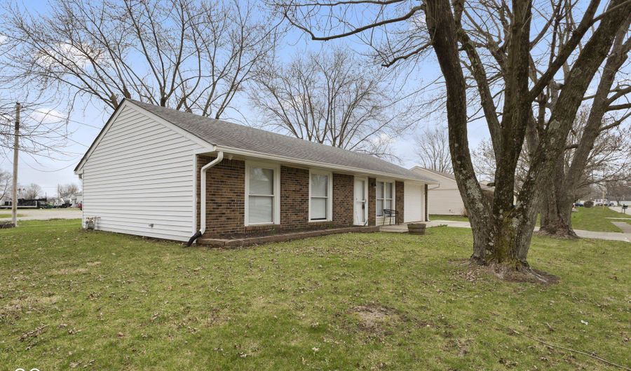 159 Village Rd, Bargersville, IN 46106 - 3 Beds, 1 Bath