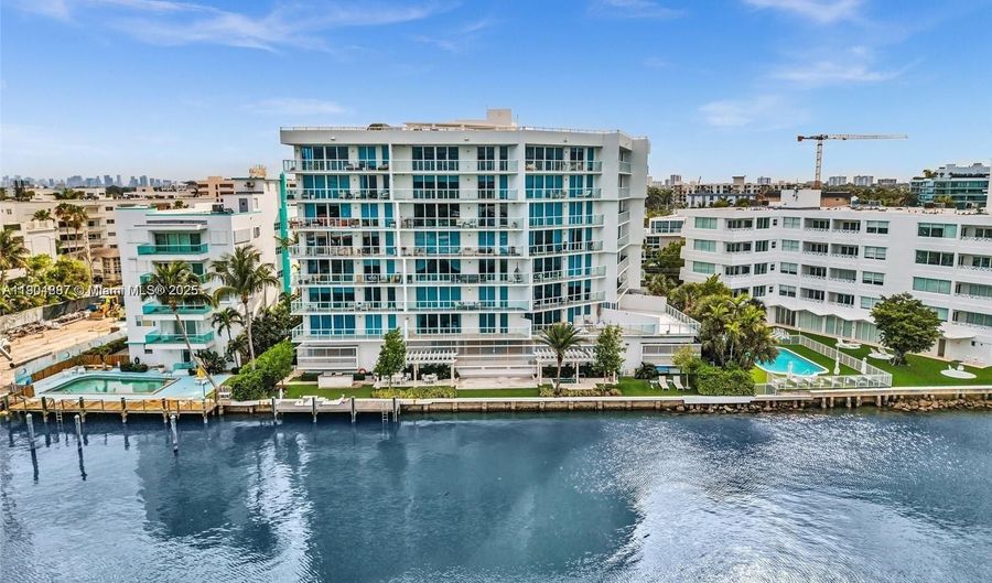 9821 E Bay Harbor Dr 302, Bay Harbor Islands, FL 33154 - 2 Beds, 2 Bath