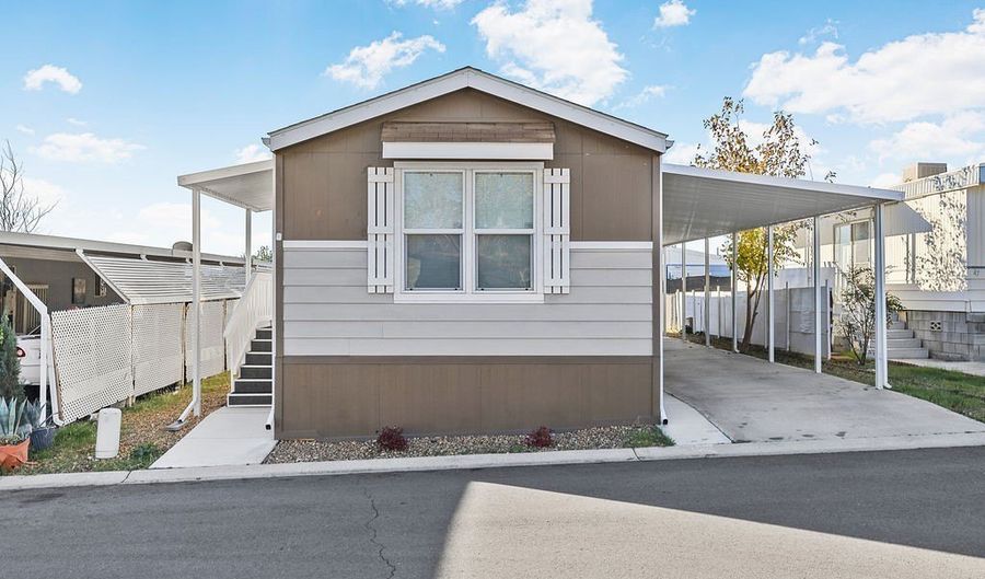 20683 Waalew Rd B48, Apple Valley, CA 92307 - 3 Beds, 2 Bath