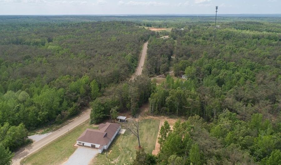 766 County Road 215, Abbeville, MS 38601 - 3 Beds, 2 Bath