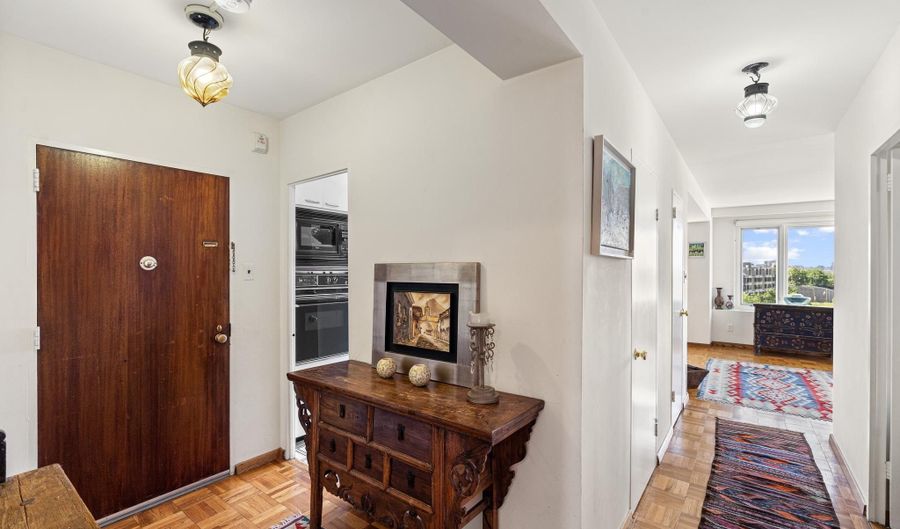 2475 VIRGINIA Ave NW 822, Washington, DC 20037 - 3 Beds, 2 Bath