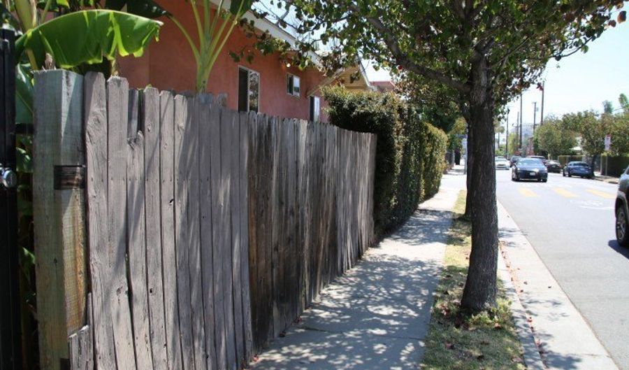 1301 N McCadden Pl, Los Angeles, CA 90028 - 4 Beds, 2 Bath