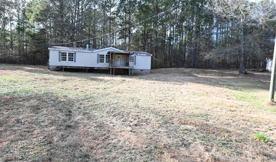332 Elm Trl, Alexander City, AL 35010 - 3 Beds, 2 Bath