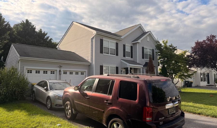 24 CATHERINE Ct, Bear, DE 19701 - 4 Beds, 3 Bath