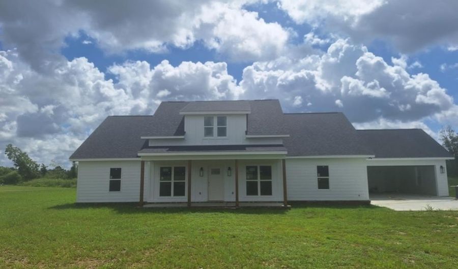 4419 Altamaha School Rd, Baxley, GA 31513 - 3 Beds, 2 Bath