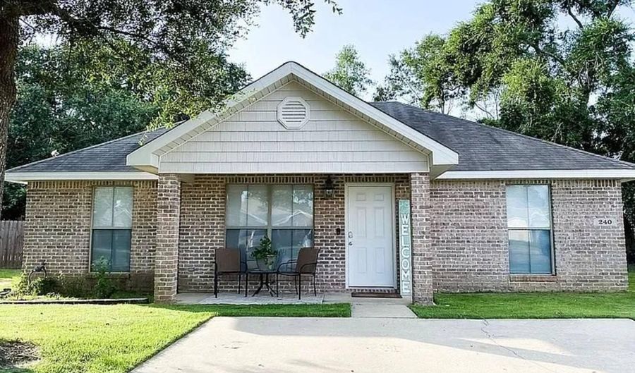 240 Lantana Blvd, Long Beach, MS 39560 - 3 Beds, 2 Bath