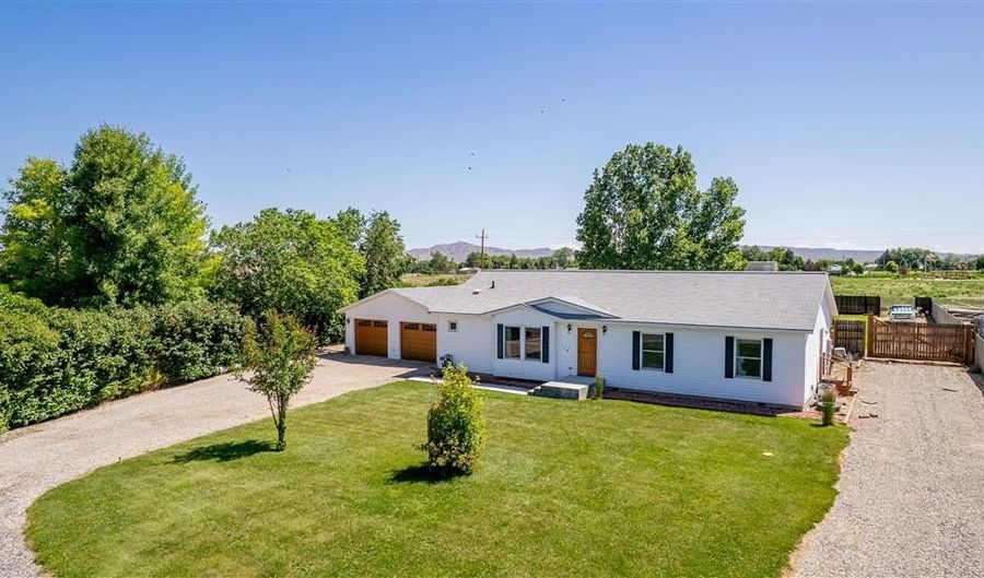 138 Pleasant View Dr, Cody, WY 82414 - 3 Beds, 2 Bath