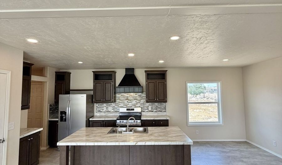 5558 Apache Ave, Elko, NV 89801 - 3 Beds, 2 Bath