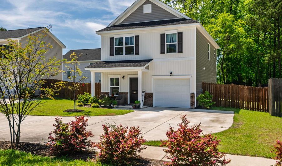 305 Ballfield Rd, Camden, SC 29020 - 3 Beds, 3 Bath
