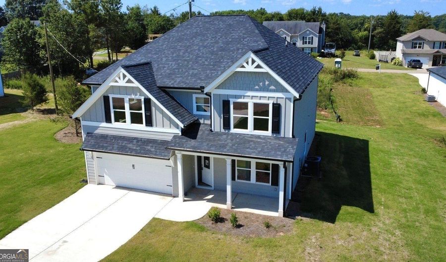 56 Harriet, Lavonia, GA 30553 - 5 Beds, 3 Bath