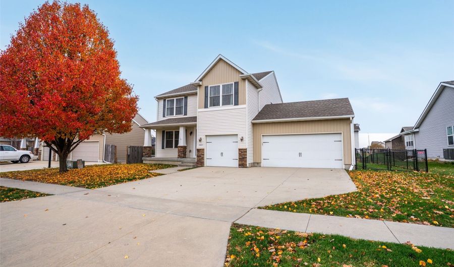3612 NW 13th St, Ankeny, IA 50023 - 4 Beds, 3 Bath