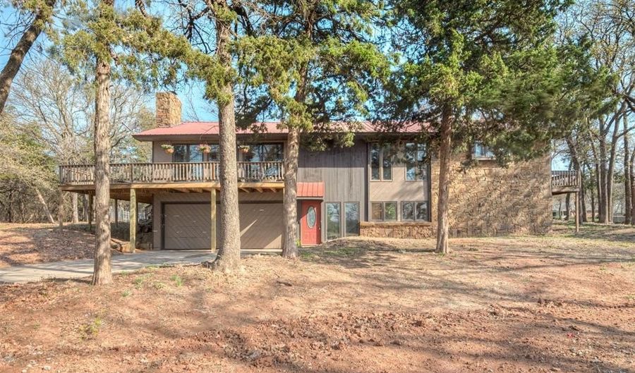 701 Timber Lane Dr, Anadarko, OK 73005 - 3 Beds, 3 Bath