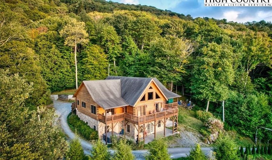 155 89 Sugar Bear Ridge Ln, Banner Elk, NC 28604 - 3 Beds, 4 Bath