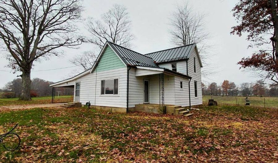 658 County Road 1000 N, Albion, IL 62806 - 4 Beds, 2 Bath