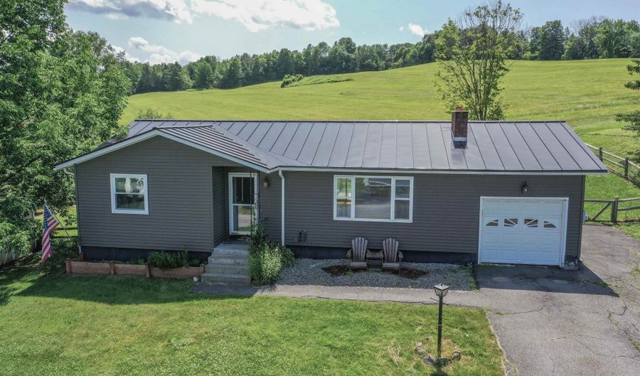 44 Bailey St, Barre, VT 05641 - 3 Beds, 2 Bath