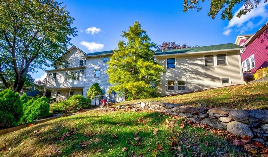 3214 Post Rd, Warwick, RI 02886 - 7 Beds, 4 Bath