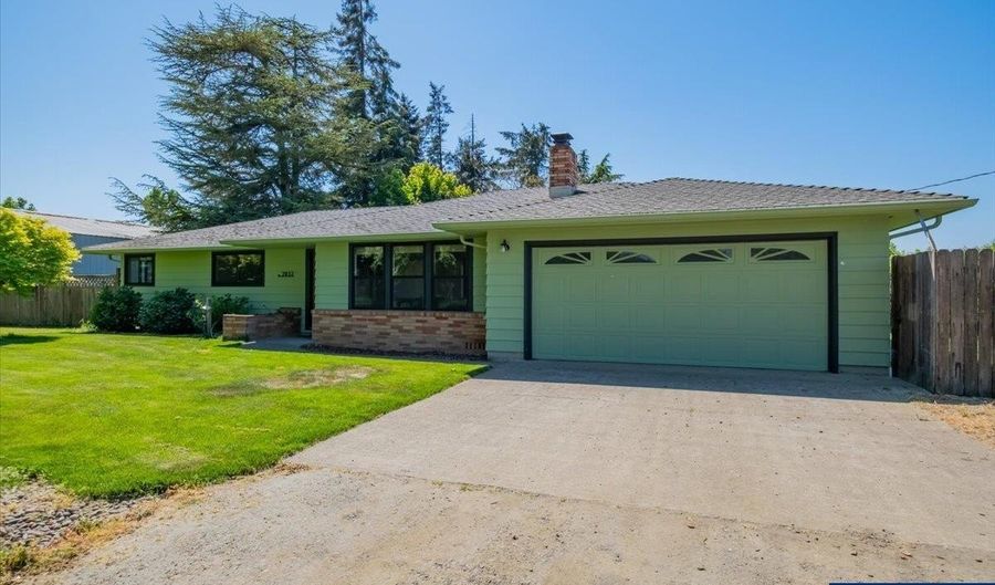 2832 Oak Grove Dr NW, Albany, OR 97321 - 3 Beds, 2 Bath