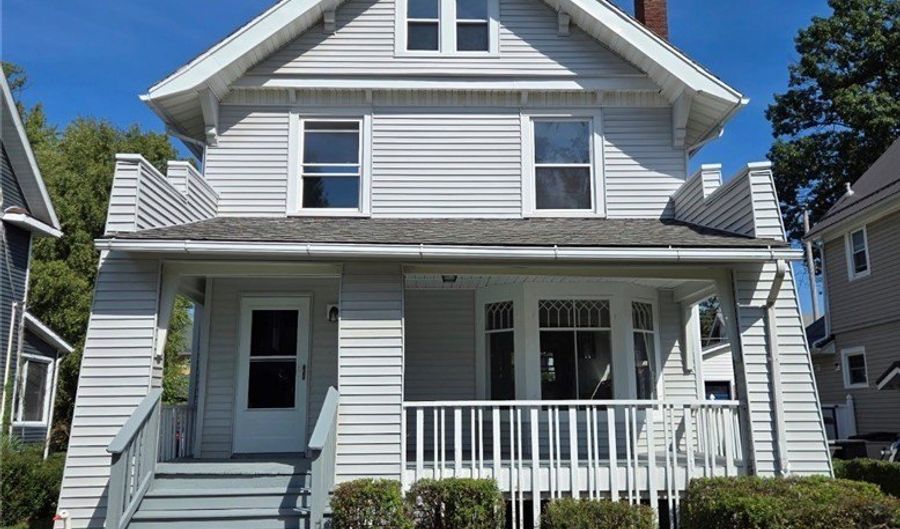 1733 E 47th St, Ashtabula, OH 44004 - 3 Beds, 2 Bath