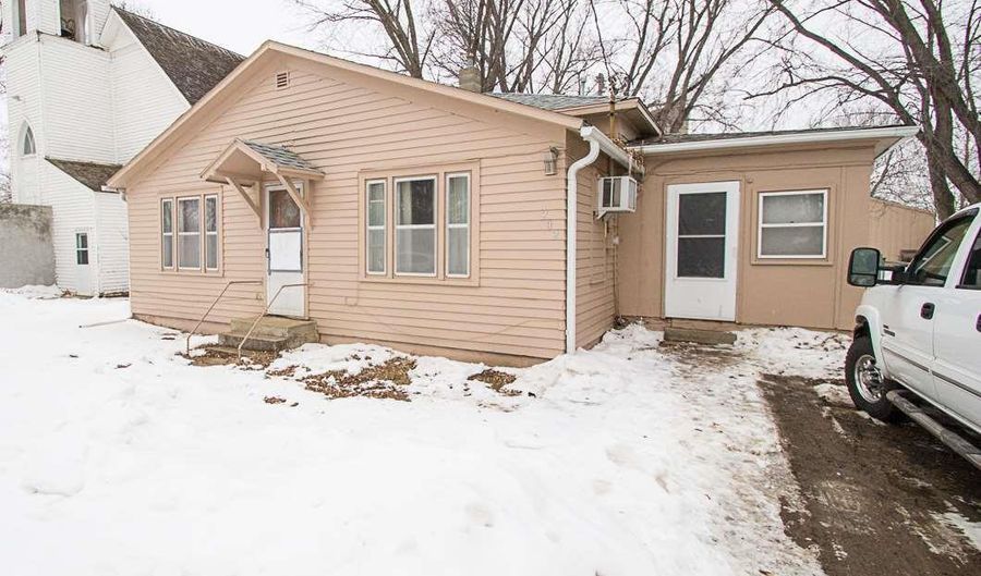 202 E 2nd St, Worthing, SD 57077 - 3 Beds, 1 Bath