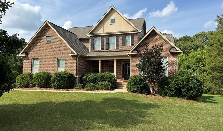 102 Sorrel Oaks, Belton, SC 29627 - 4 Beds, 4 Bath