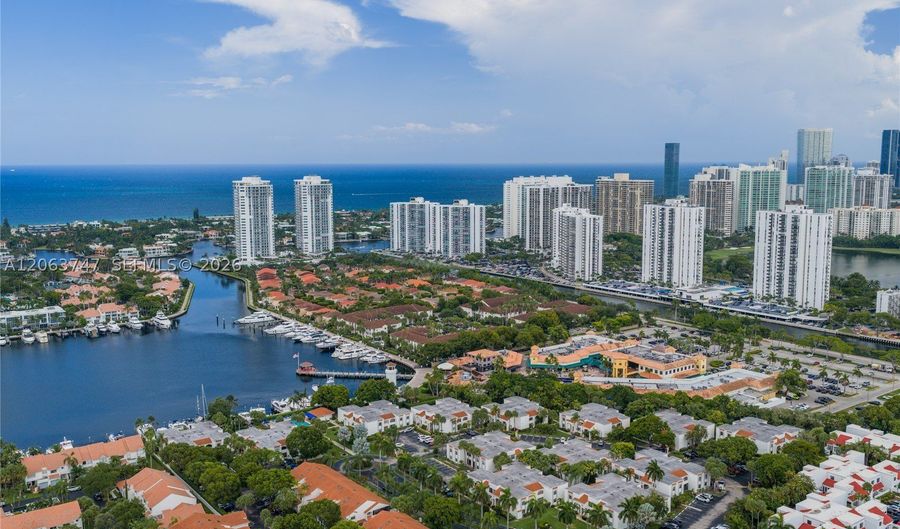 3571 Magellan Cir 343-4, Aventura, FL 33180 - 3 Beds, 2 Bath