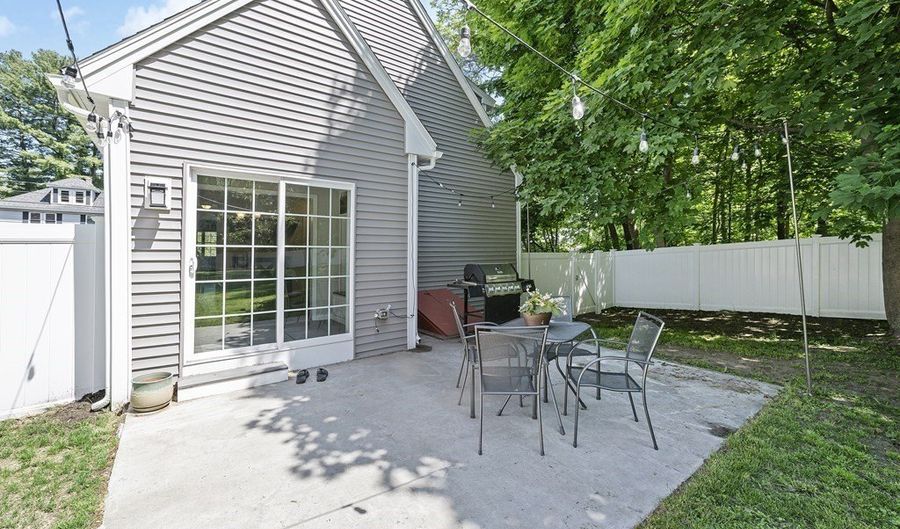 48 Old Elm St, Billerica, MA 01862 - 3 Beds, 3 Bath