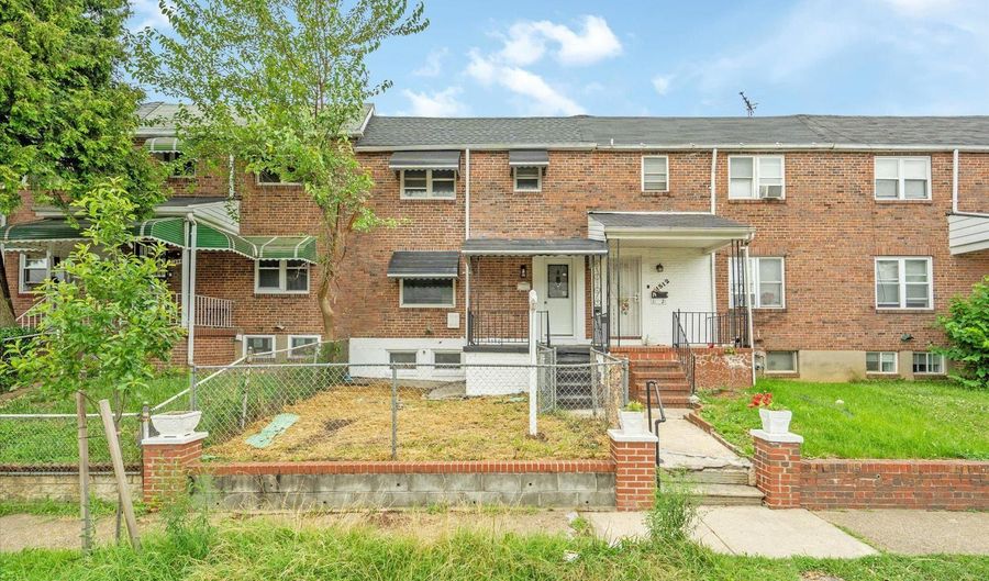 1510 N DECKER Ave, Baltimore, MD 21213 - 4 Beds, 2 Bath