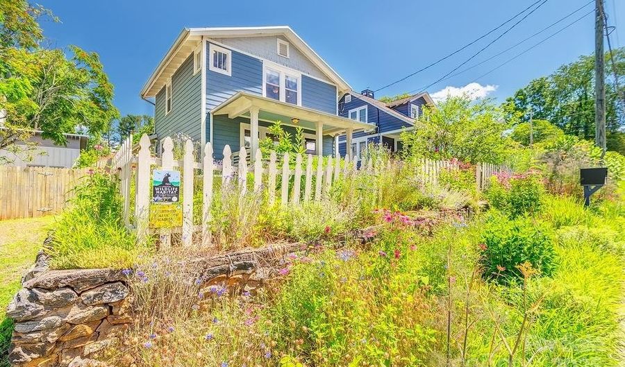 199 Pennsylvania Ave, Asheville, NC 28806 - 3 Beds, 3 Bath