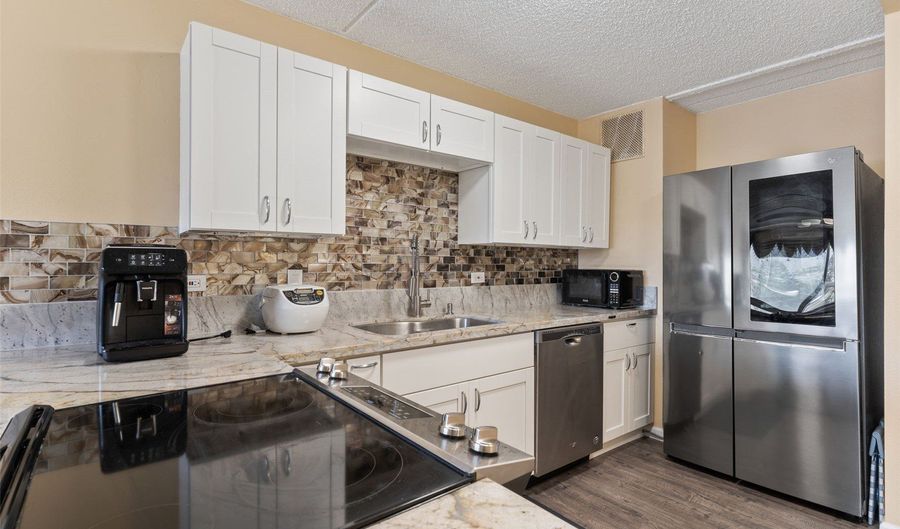 111 Kahului Beach Rd A203, Kahului, HI 96732 - 2 Beds, 2 Bath