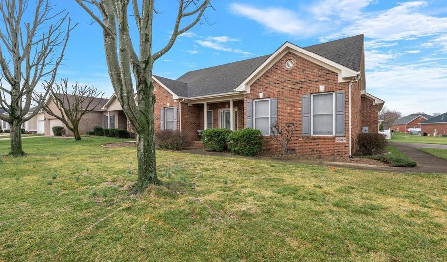 2607 Pointe Ave, Bowling Green, KY 42101 - 4 Beds, 4 Bath