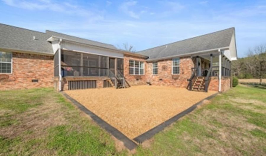 325 Rowan Cut Off Rd, Attalla, AL 35954 - 4 Beds, 3 Bath