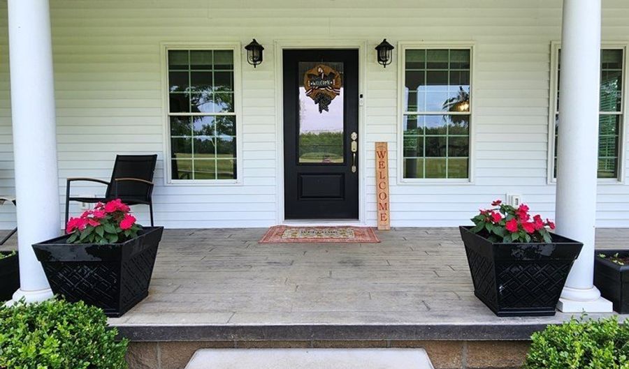 285 Tom White Rd, Big Sandy, TN 38221 - 3 Beds, 3 Bath