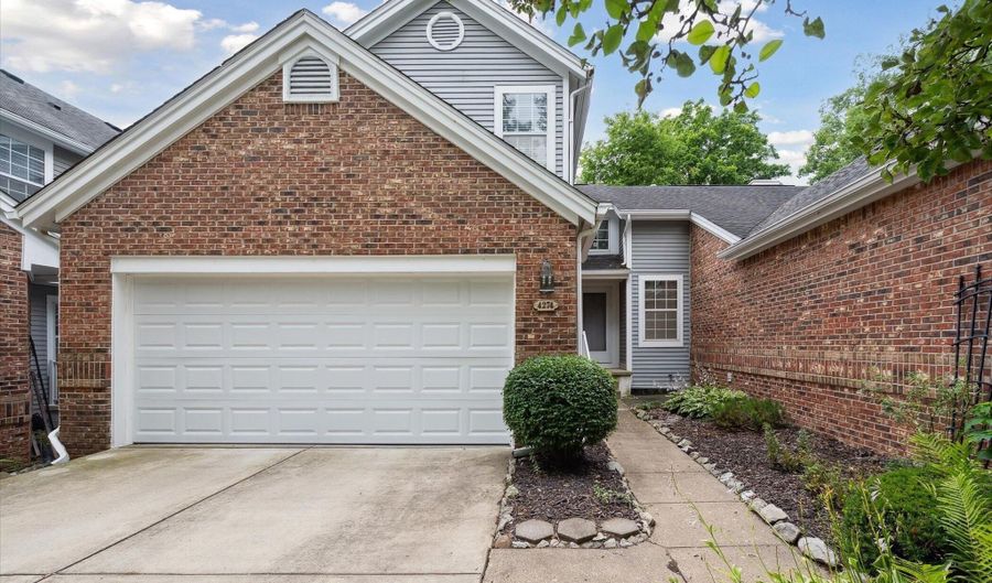 4274 Hillside Dr, Ann Arbor, MI 48105 - 2 Beds, 2 Bath