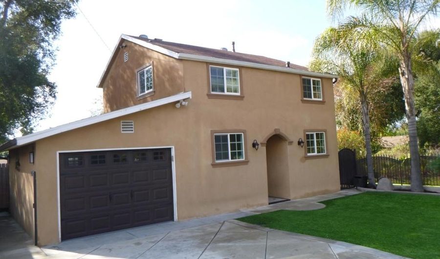 770 W Altadena Dr, Altadena, CA 91001 - 4 Beds, 2 Bath