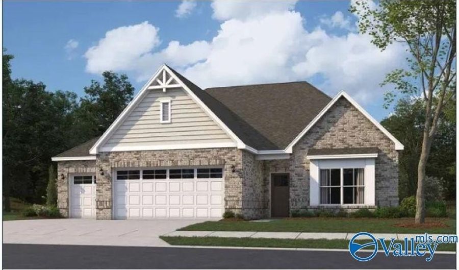21197 Lamb Ave, Athens, AL 35613 - 5 Beds, 4 Bath