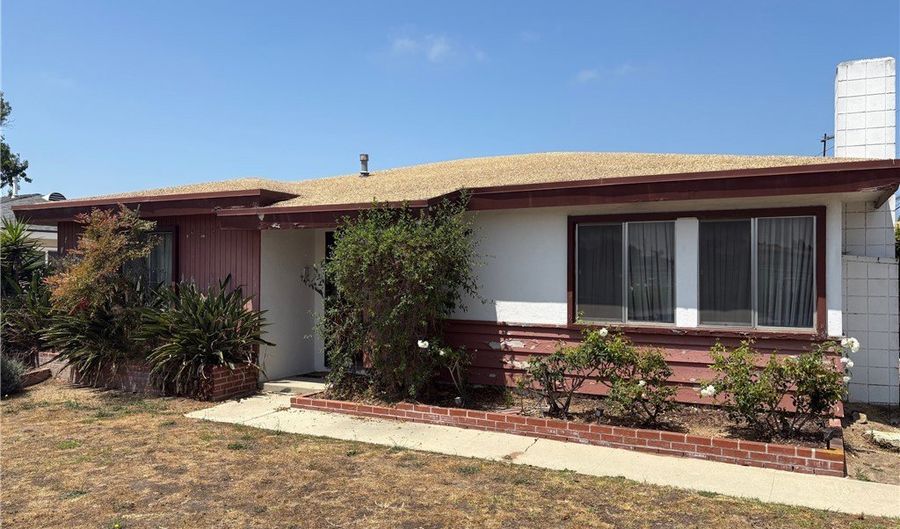 20549 Victor St, Torrance, CA 90503 - 3 Beds, 2 Bath