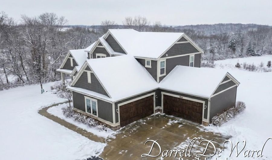 3940 Egypt Valley Ave NE, Ada, MI 49301 - 5 Beds, 4 Bath