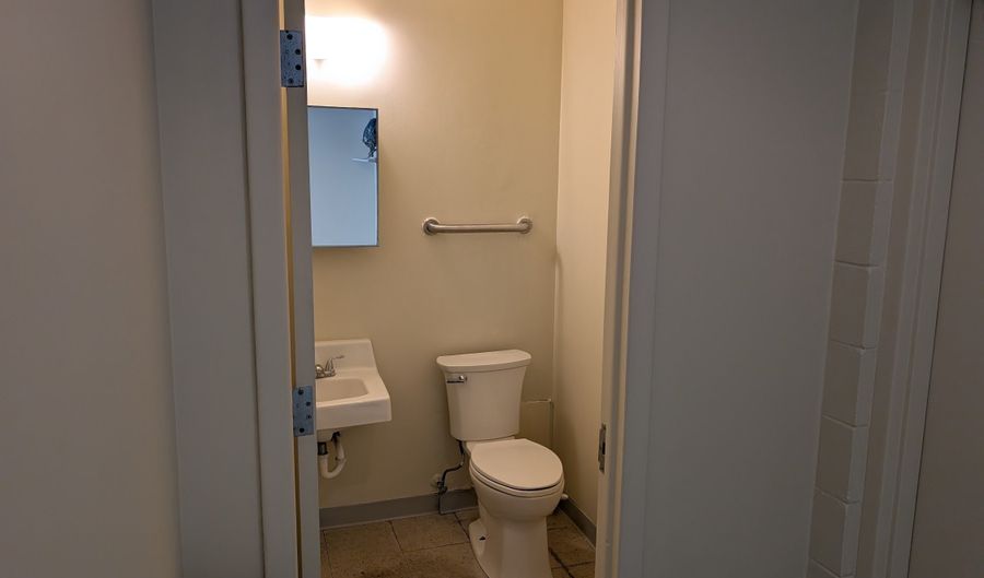 2213 S Scatterfield Rd, Anderson, IN 46016 - 0 Beds, 0 Bath