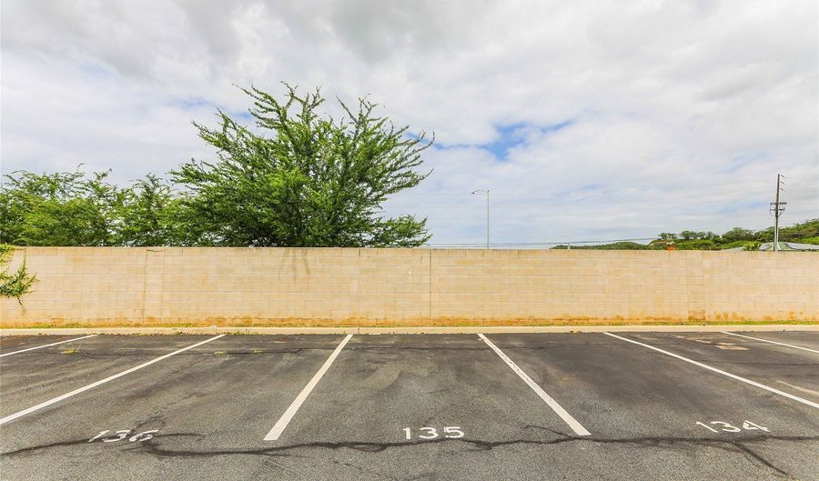 91-1025 Kamaaha Ave 705, Kapolei, HI 96707 - 2 Beds, 1 Bath
