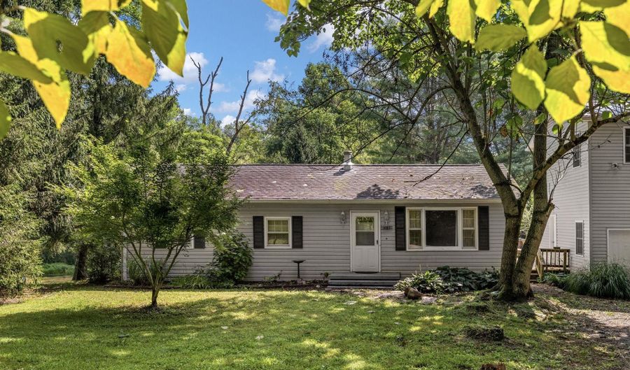 2083 OLD SAWMILL Ln, Amissville, VA 20106 - 3 Beds, 1 Bath
