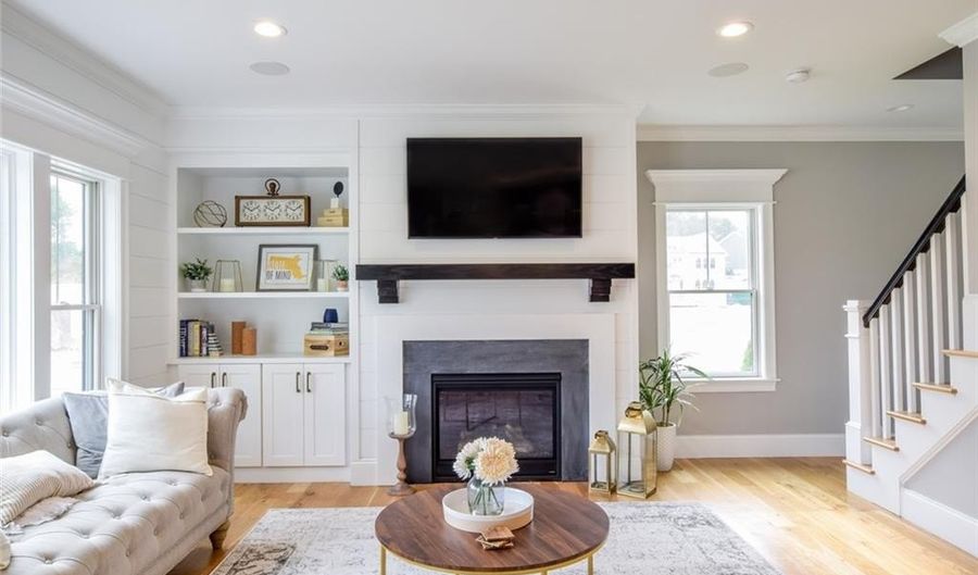 Lot 8 Carrs Lane, North Kingstown, RI 02852 - 4 Beds, 2 Bath